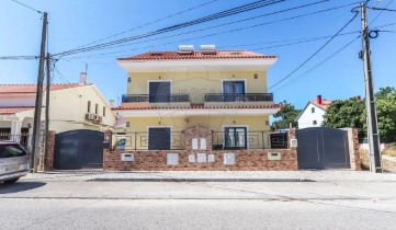 Moradia 4 Quartos em Quinta do Conde