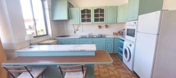 Apartamento 1 Quarto em Carcavelos e Parede