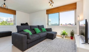 Apartamento 2 Quartos em Carnide