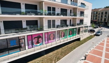 Locaux commerciaux à Arco de Baúlhe e Vila Nune