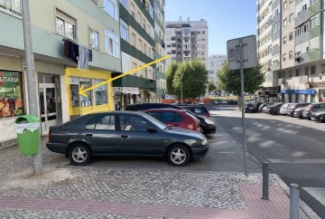 Locaux commerciaux à Mina de Água