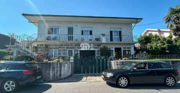 House 4 Bedrooms in Vale (São Martinho)