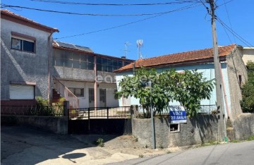 House  in Aguada de Cima