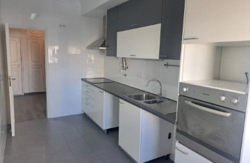 Apartamento 2 Quartos em Odivelas