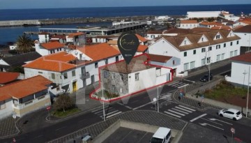 House 3 Bedrooms in Madalena