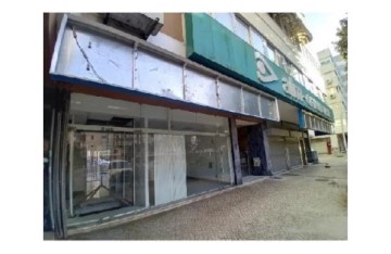 Commercial premises in Almada, Cova da Piedade, Pragal e Cacilhas