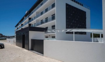 Apartamento 3 Quartos em Agualva e Mira-Sintra