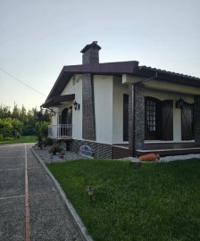 House 4 Bedrooms in Covões e Camarneira