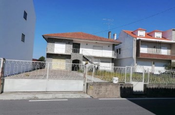 House 5 Bedrooms in São Miguel do Rio Torto e Rossio Ao Sul do Tejo