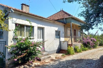 Maison 3 Chambres à Pelmá