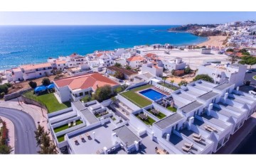 Apartamento 2 Quartos em Albufeira e Olhos de Água