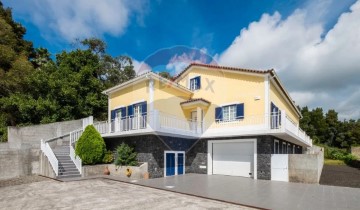 Maison 5 Chambres à São Mateus da Calheta