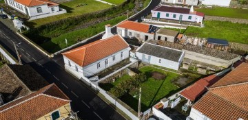 Maison 2 Chambres à São Bartolomeu de Regatos