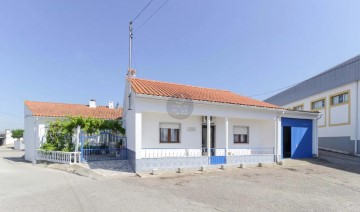 Moradia 3 Quartos em Achete, Azoia de Baixo e Póvoa de Santarém