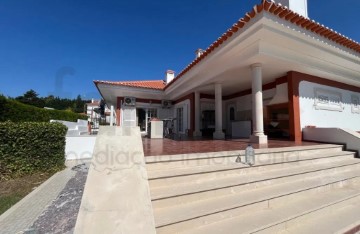 House 2 Bedrooms in S.Maria e S.Miguel, S.Martinho, S.Pedro Penaferrim