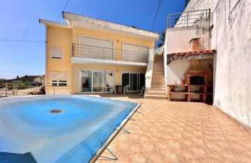 House 1 Bedroom in Santo António dos Olivais