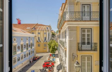 Apartamento 6 Quartos em Santa Maria Maior