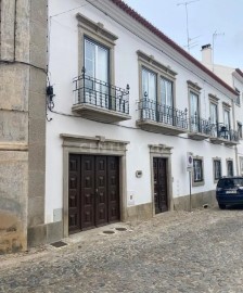 Apartamento 2 Quartos em Évora (São Mamede, Sé, São Pedro e Santo Antão)