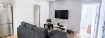 Apartamento 1 Quarto em Carnaxide e Queijas