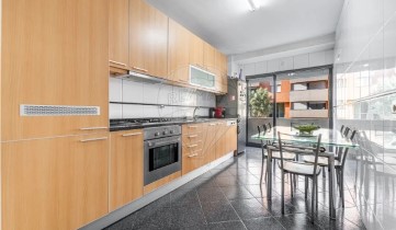 Apartamento 3 Quartos em Ferreiros e Gondizalves