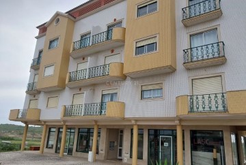 Apartment 2 Bedrooms in Vieira de Leiria