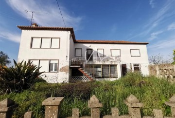 House 9 Bedrooms in Vila Verde e Barbudo