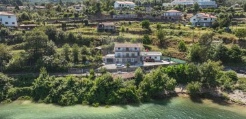 Maison 4 Chambres à Rio Caldo