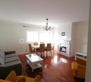 Apartamento 3 Quartos em Alfragide