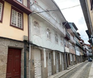 Apartment  in Oliveira, São Paio e São Sebastião