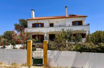 House 8 Bedrooms in Palmela