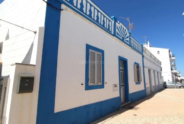 House  in Santa Luzia