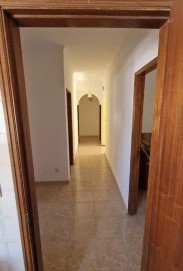 House 4 Bedrooms in Odivelas