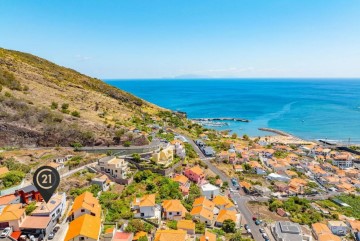 House  in Machico