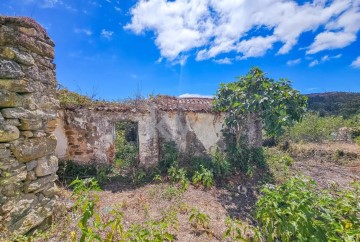 Moradia  em Venda do Pinheiro e Santo Estêvão das Galés