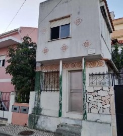 House 1 Bedroom in Odivelas