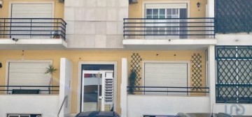 Apartamento 3 Quartos em Montalvo