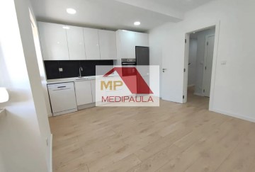 Apartamento 2 Quartos em Venteira