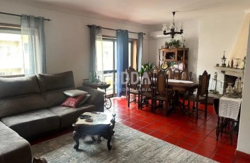 Apartamento 3 Quartos em São Vicente