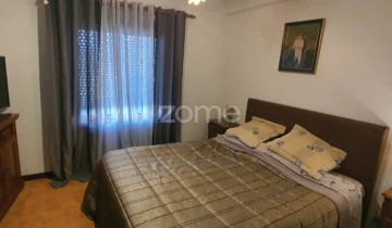 Apartment 3 Bedrooms in Seia, São Romão e Lapa dos Dinheiros