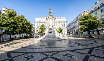 Locaux commerciaux à Misericórdia