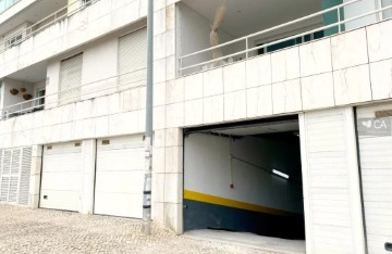 Garagem em Oeiras e São Julião da Barra, Paço de Arcos e Caxias