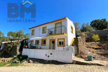 House 3 Bedrooms in Sarnadas de Rodão