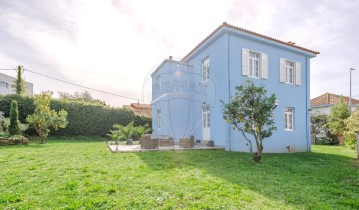 Maison 4 Chambres à Oliveira do Douro