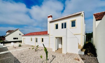 Maison 3 Chambres à Gondemaria e Olival