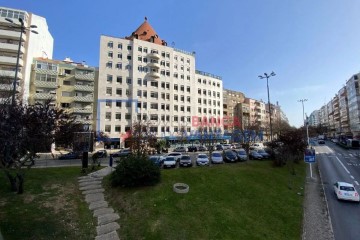 Locaux commerciaux à Benfica