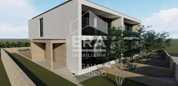 House 4 Bedrooms in Madalena