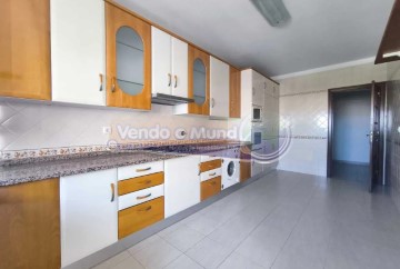 Apartamento 2 Quartos em Samora Correia