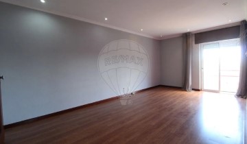 Apartamento 3 Quartos em Arcos e Mogofores