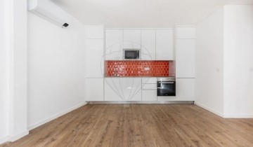 Apartamento 2 Quartos em Beato