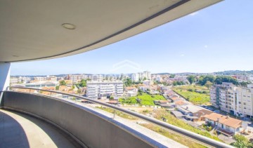 Apartamento 4 Quartos em Cidade da Maia